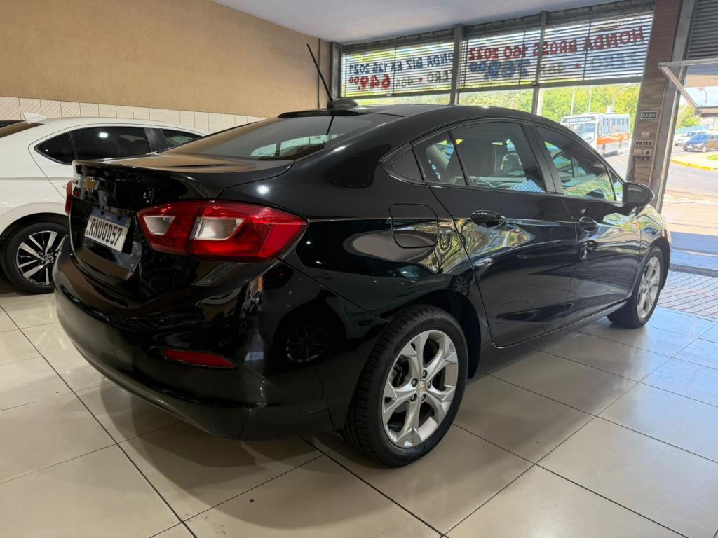 CHEVROLET Cruze Sedan - Foto