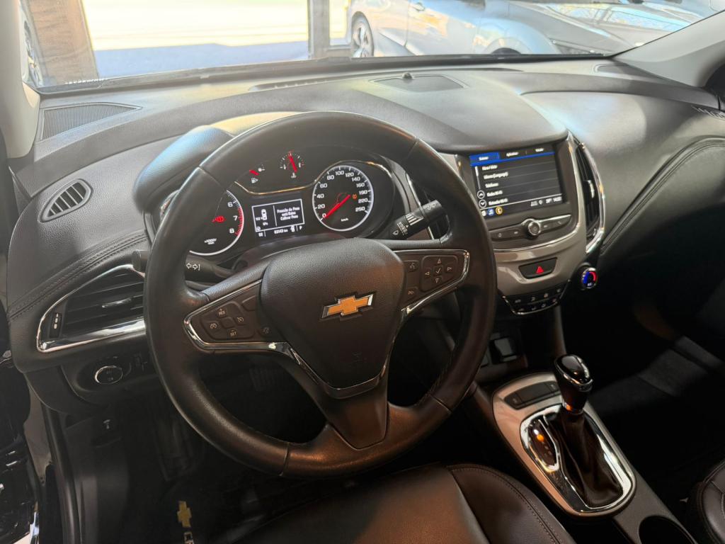 CHEVROLET Cruze Sedan - Foto