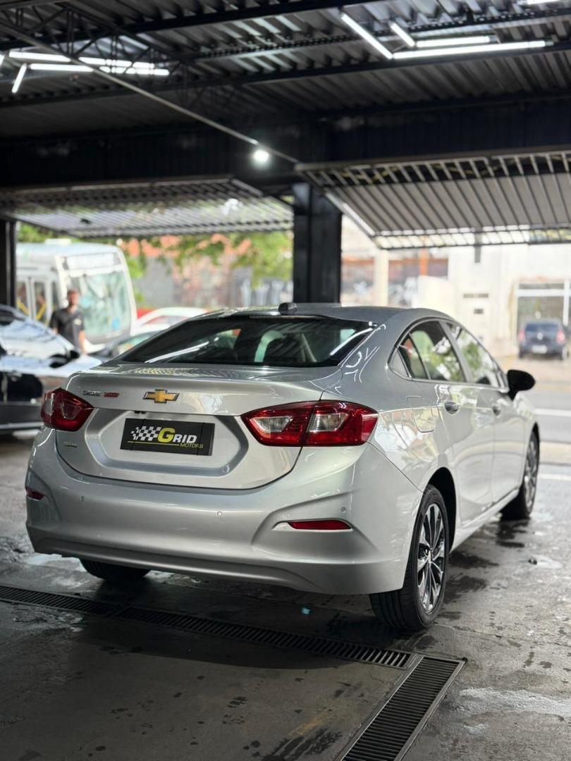 CHEVROLET Cruze Sedan - Foto