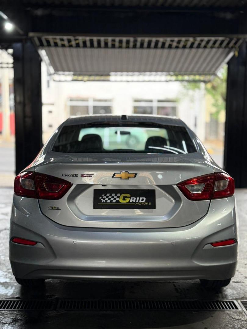 CHEVROLET Cruze Sedan - Foto