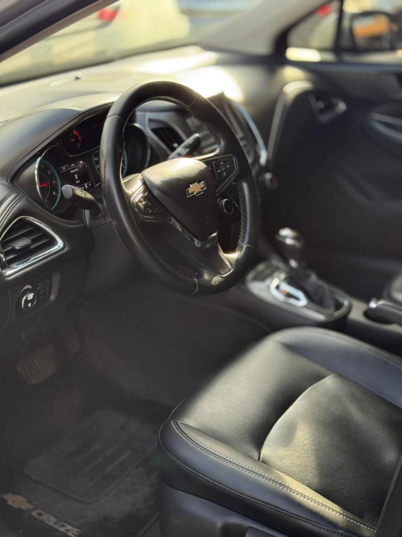CHEVROLET Cruze Sedan - Foto