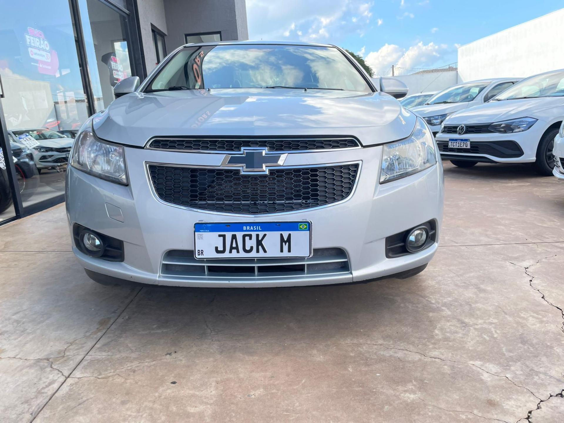 CHEVROLET Cruze Sedan - Foto