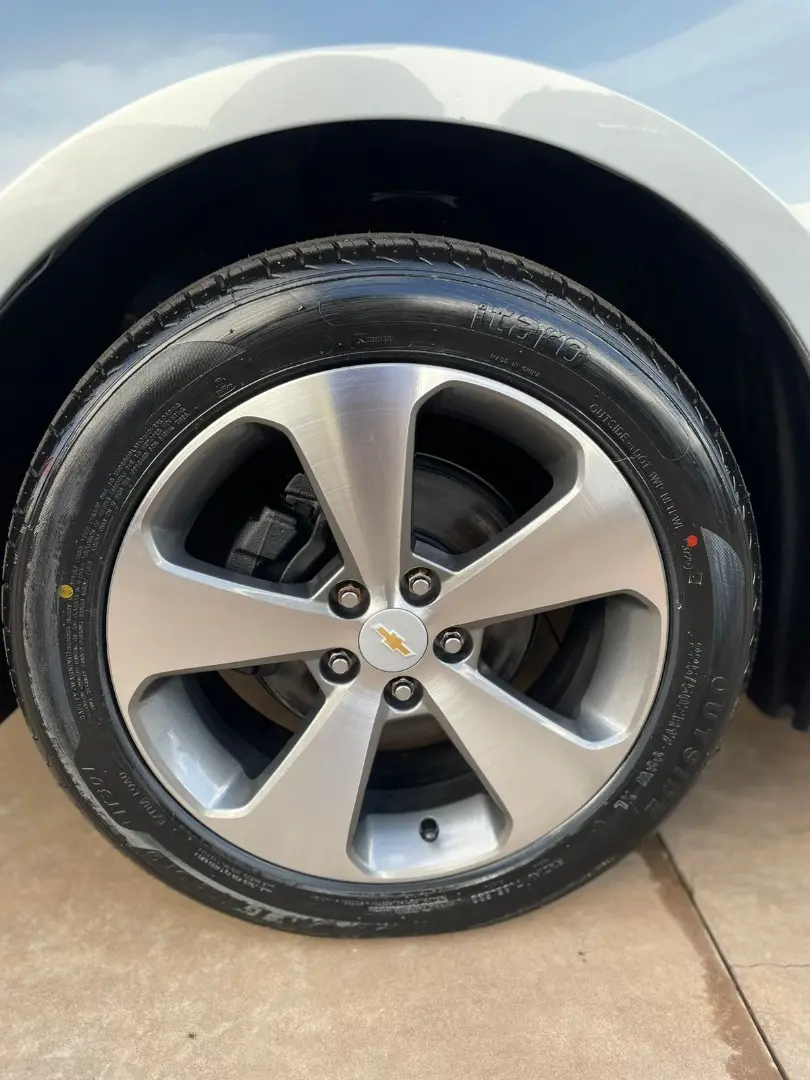 CHEVROLET Cruze Sedan - Foto