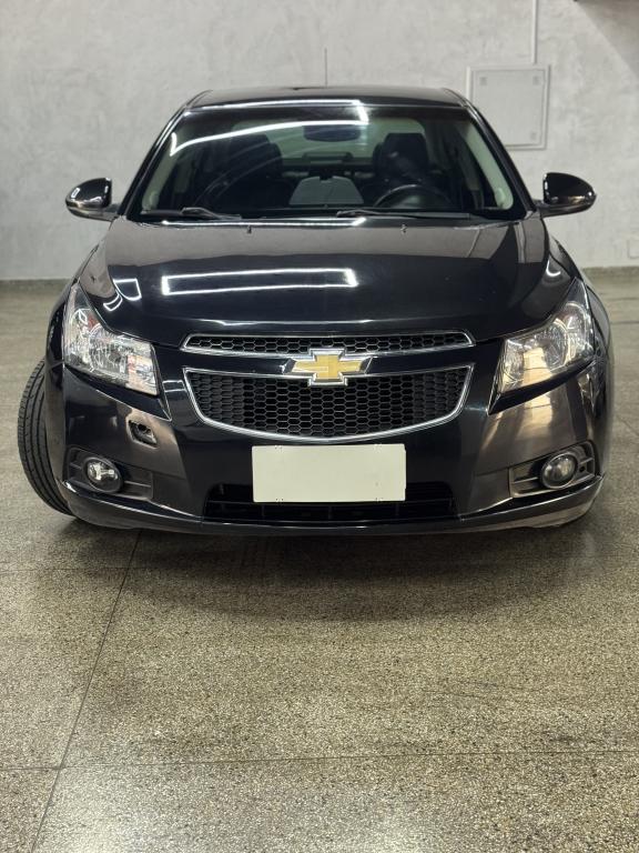 CHEVROLET Cruze Sedan - Foto