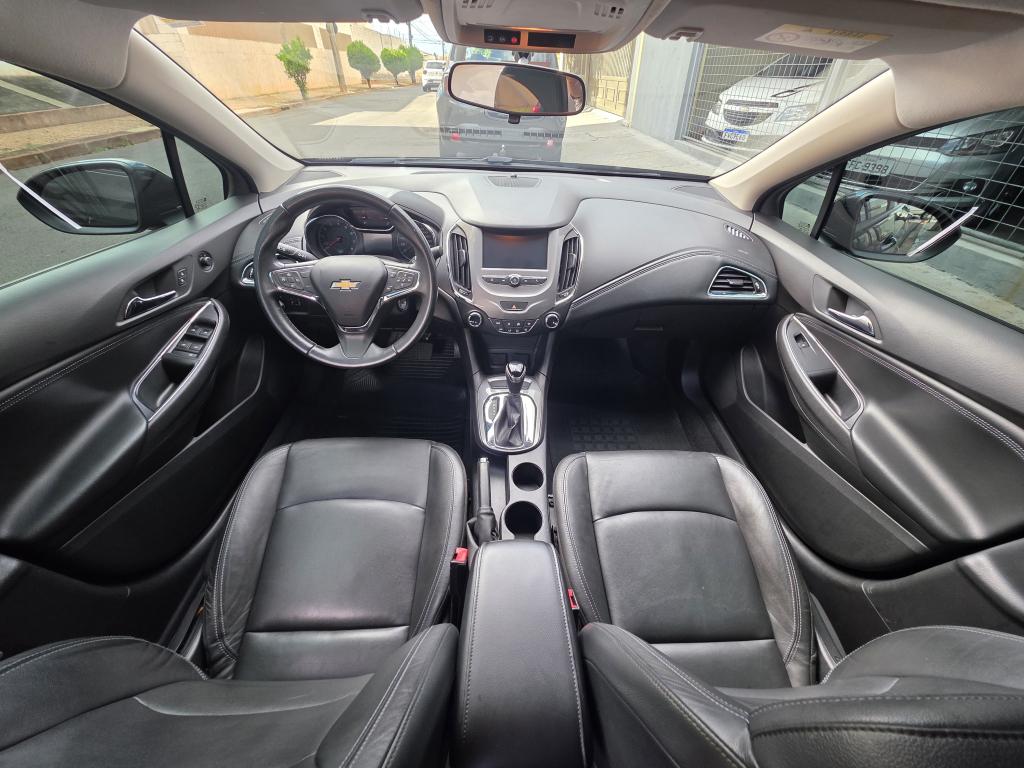 CHEVROLET Cruze Sedan - Foto