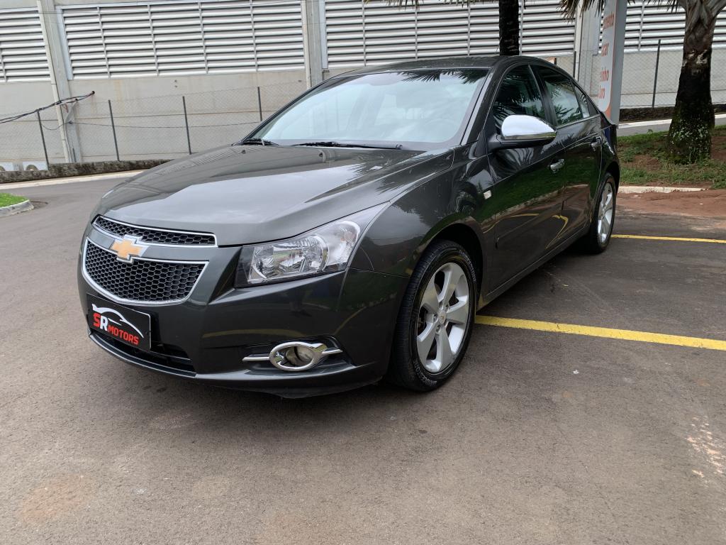 CHEVROLET Cruze Sedan - Foto