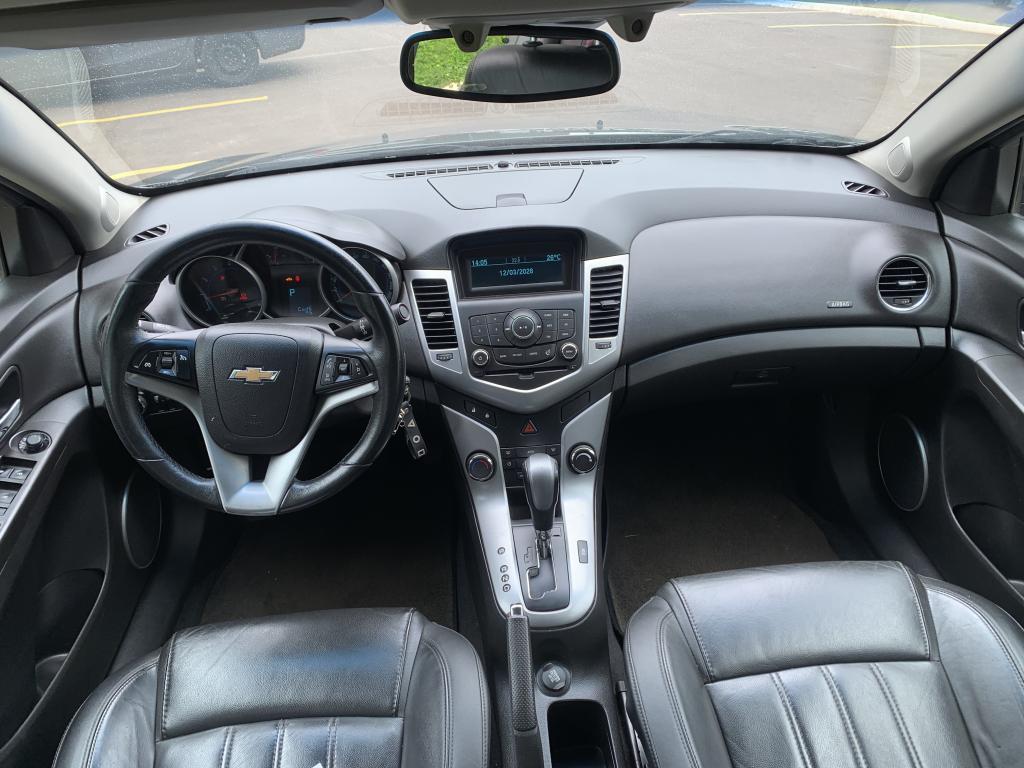 CHEVROLET Cruze Sedan - Foto