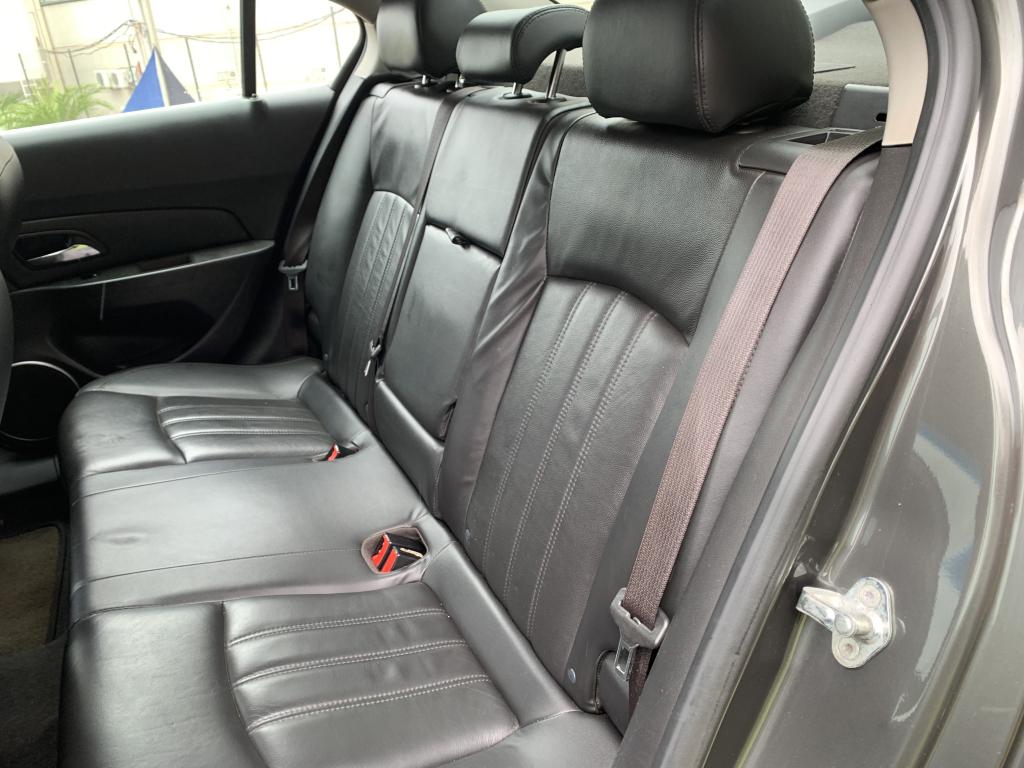 CHEVROLET Cruze Sedan - Foto