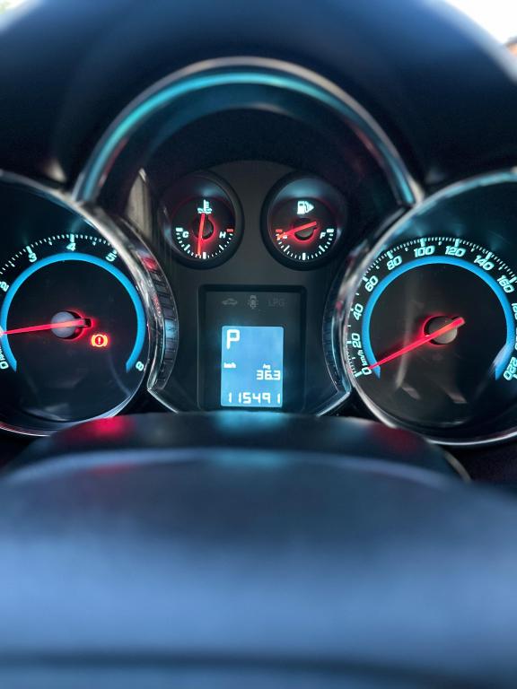 CHEVROLET Cruze Sedan - Foto