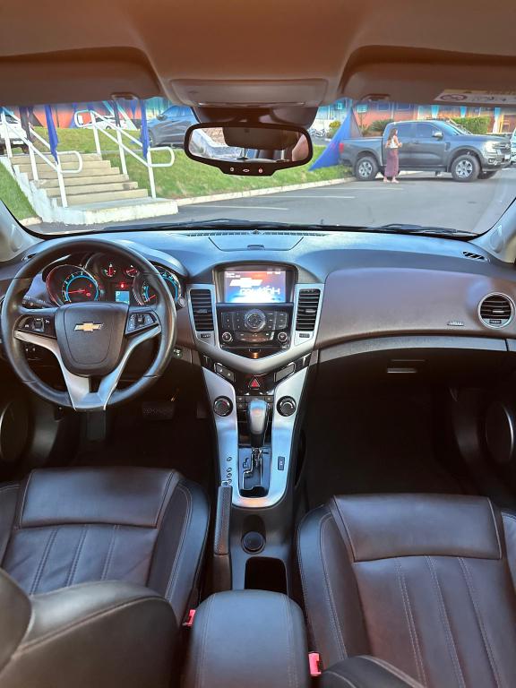 CHEVROLET Cruze Sedan - Foto