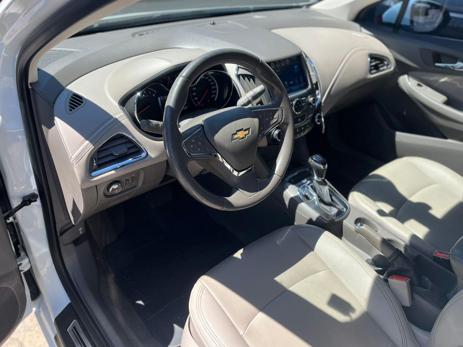 CHEVROLET Cruze Sedan - Foto