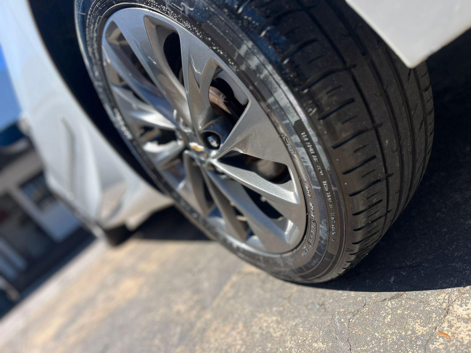 CHEVROLET Cruze Sedan - Foto