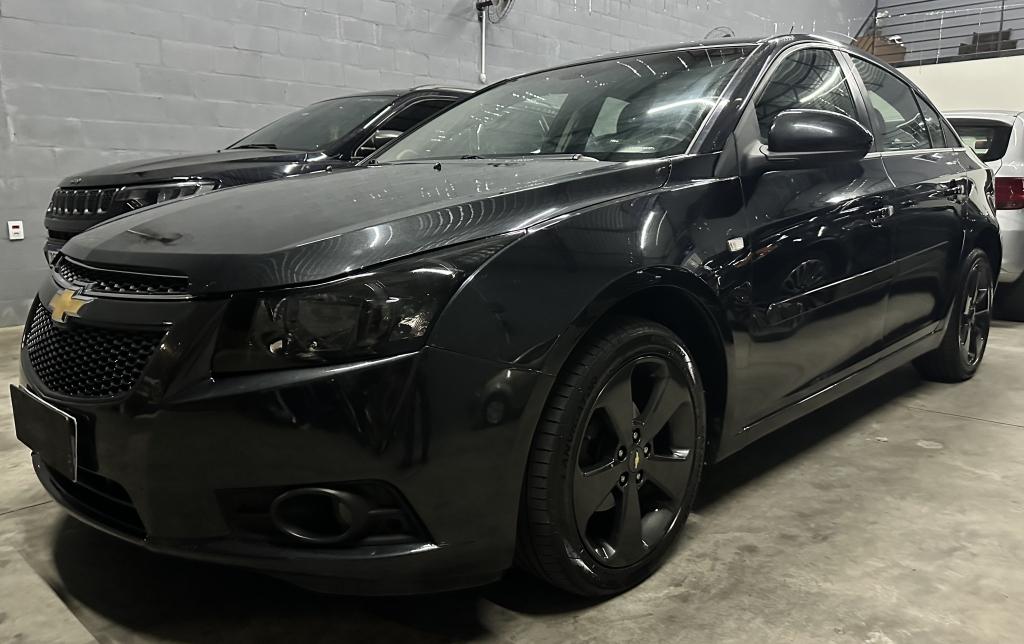 CHEVROLET Cruze Sedan - Foto