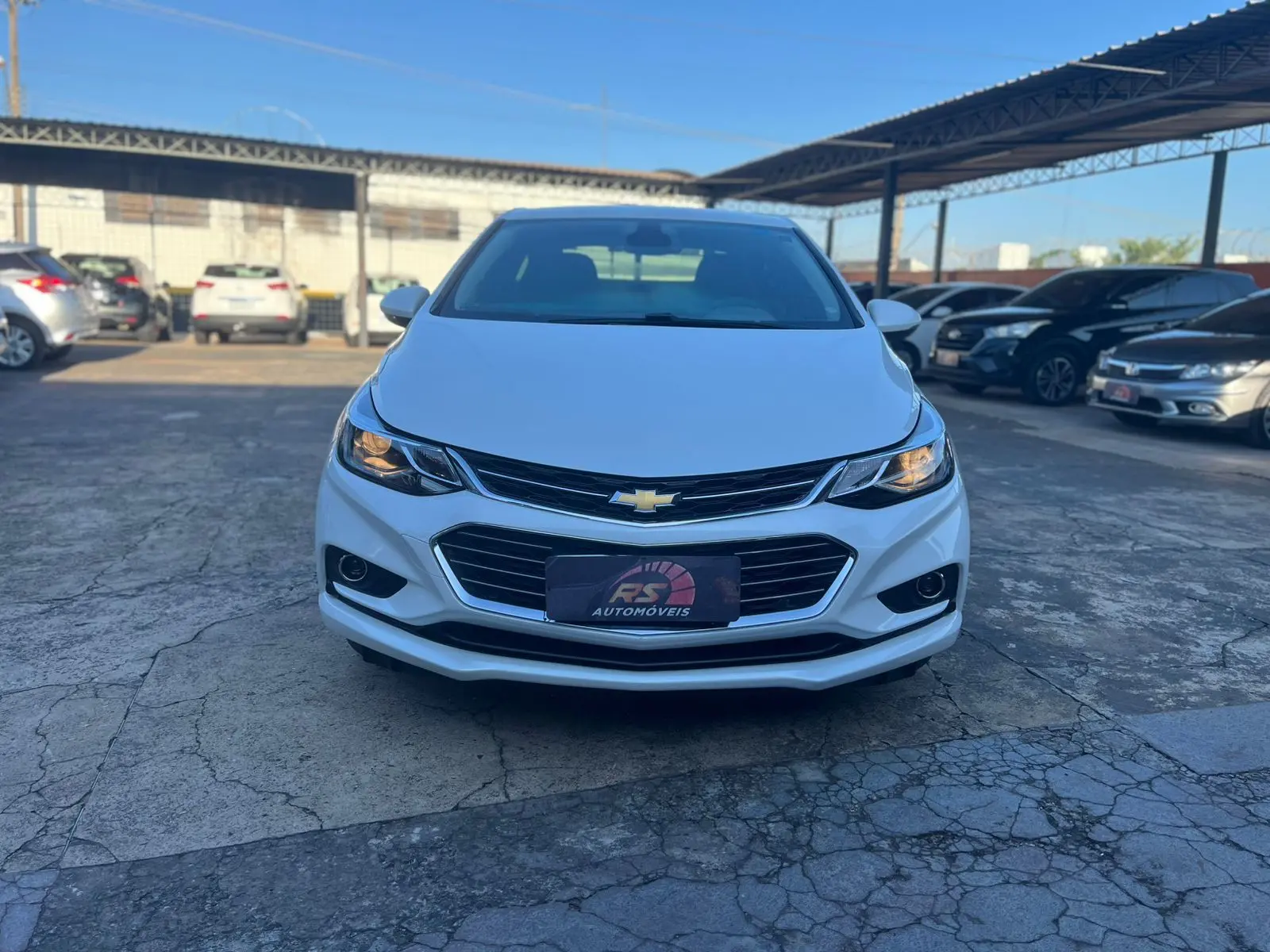 CHEVROLET Cruze Sedan - Foto