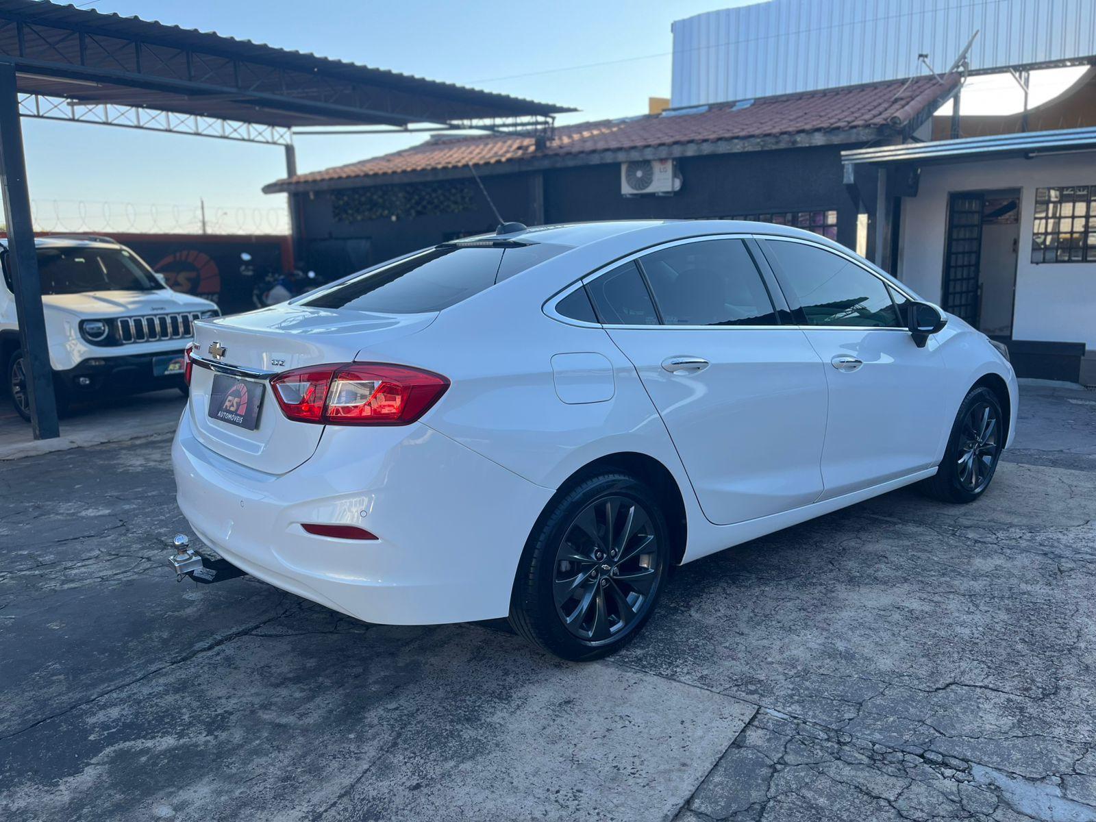 CHEVROLET Cruze Sedan - Foto