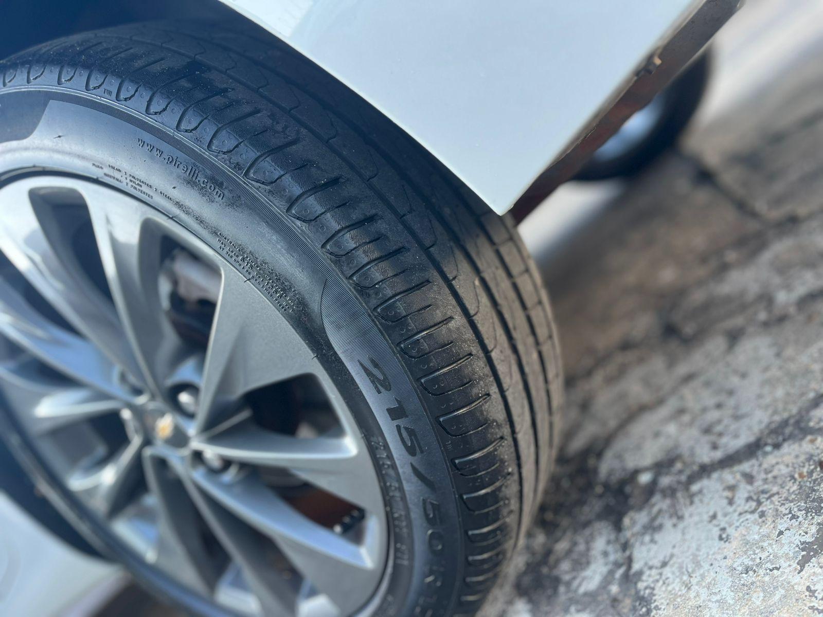 CHEVROLET Cruze Sedan - Foto