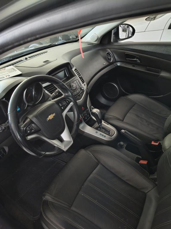 CHEVROLET Cruze Sedan - Foto