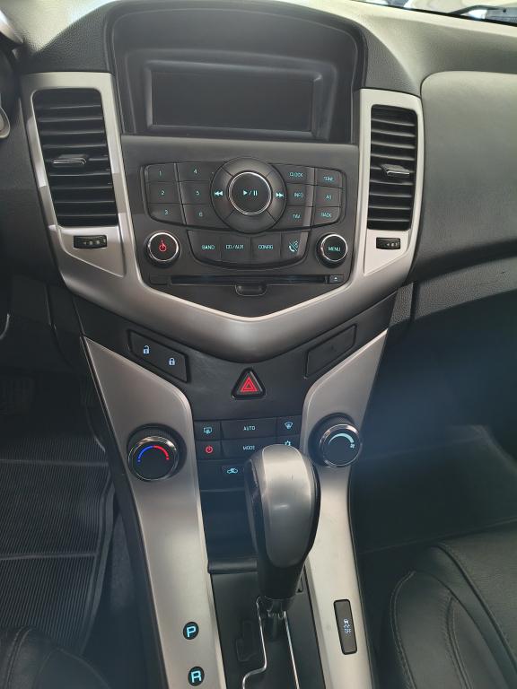 CHEVROLET Cruze Sedan - Foto