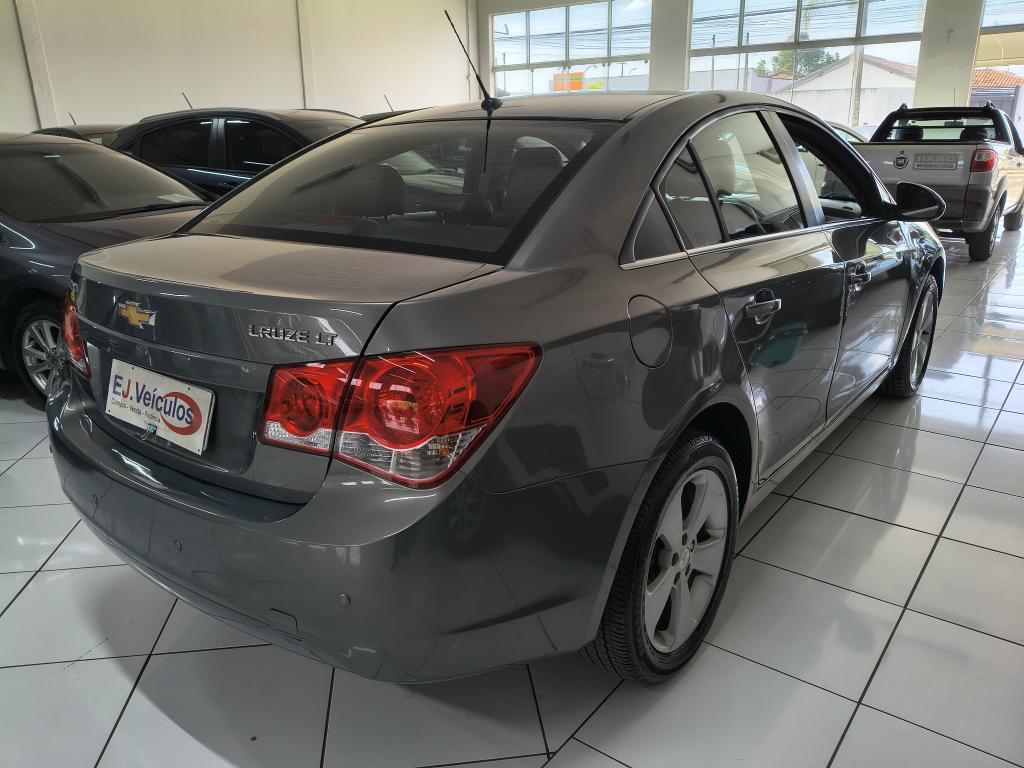 CHEVROLET Cruze Sedan - Foto