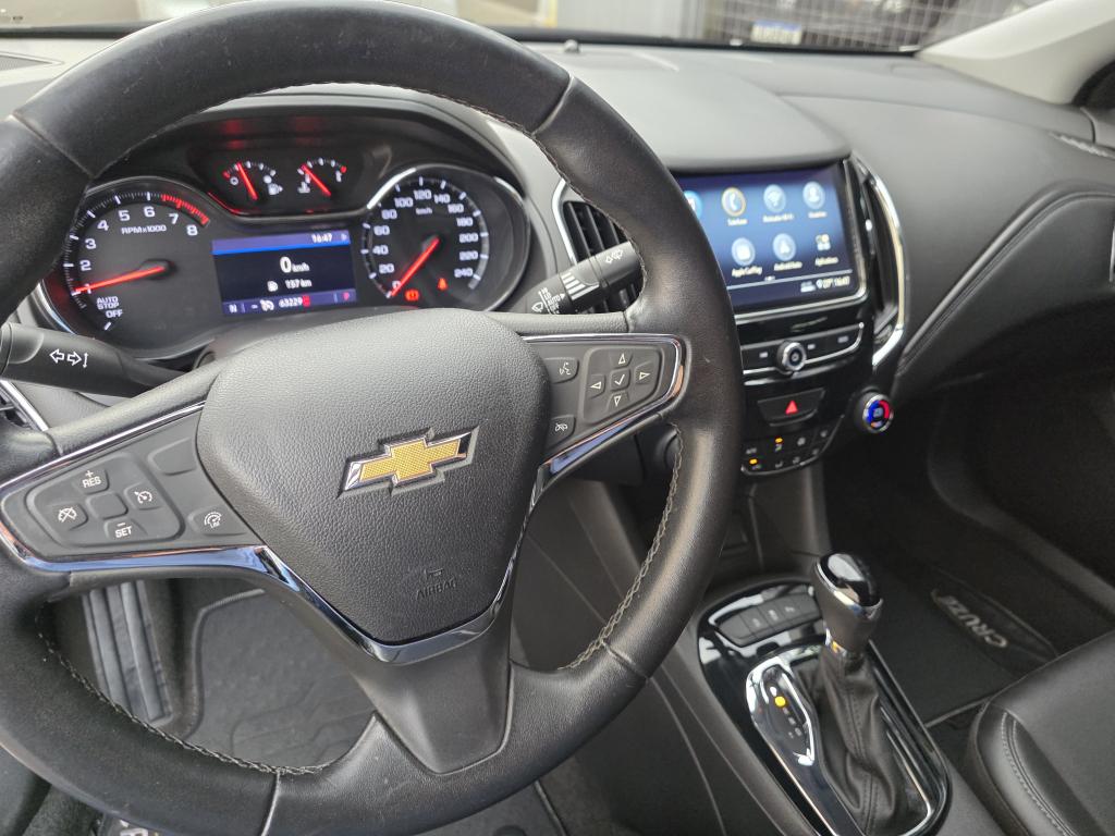 CHEVROLET Cruze Sedan - Foto
