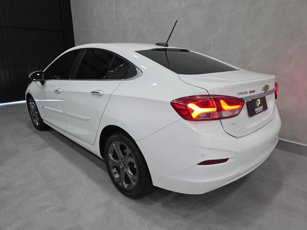 CHEVROLET Cruze Sedan - Foto