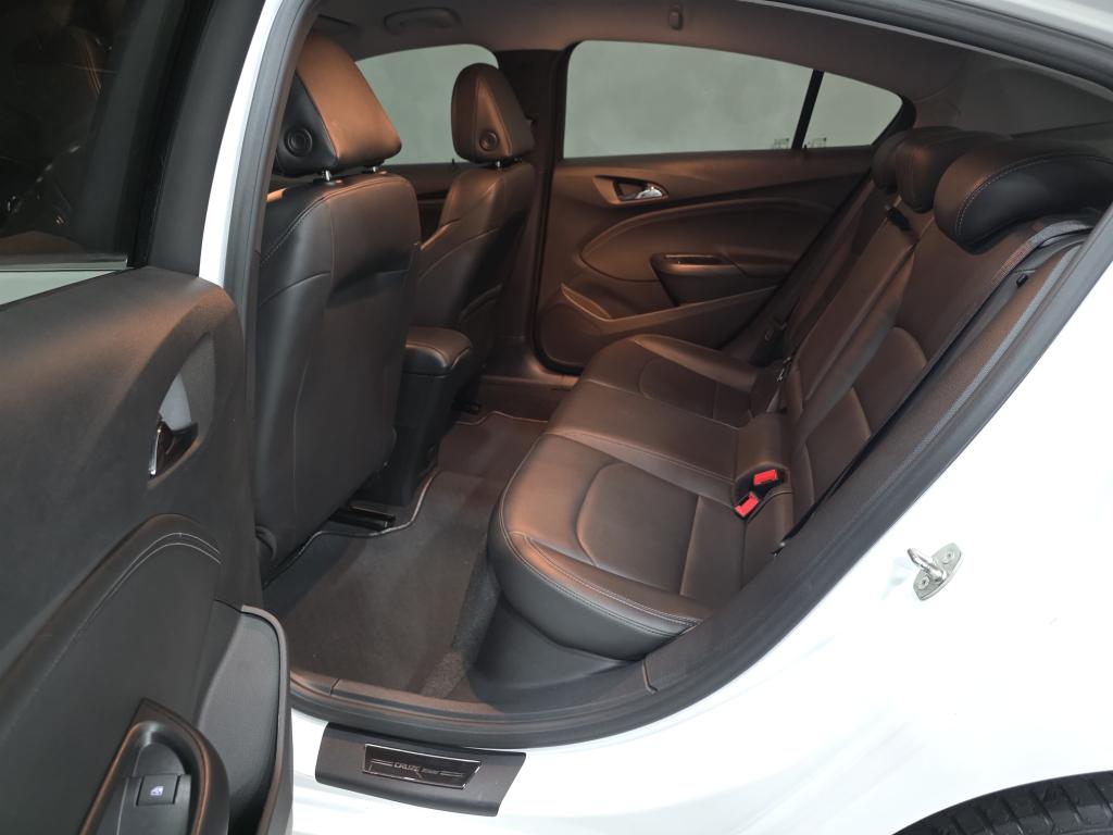 CHEVROLET Cruze Sedan - Foto