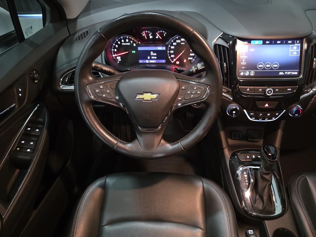 CHEVROLET Cruze Sedan - Foto
