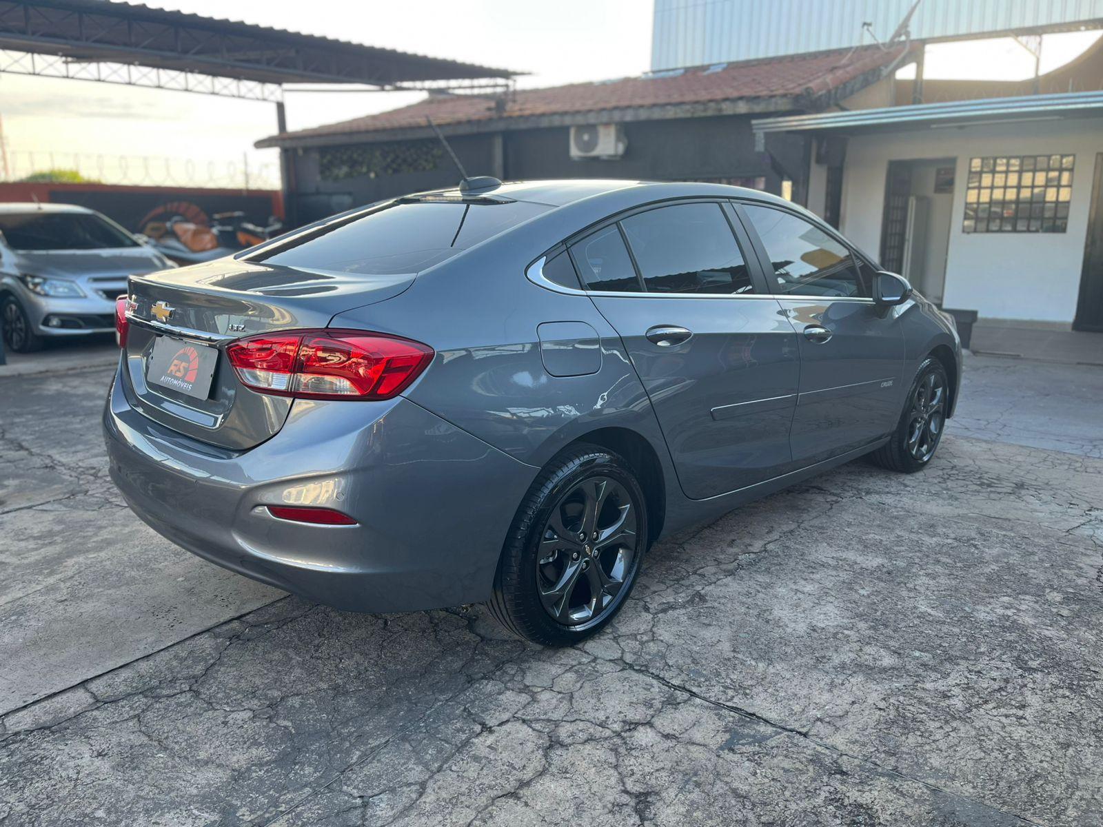 CHEVROLET Cruze Sedan - Foto