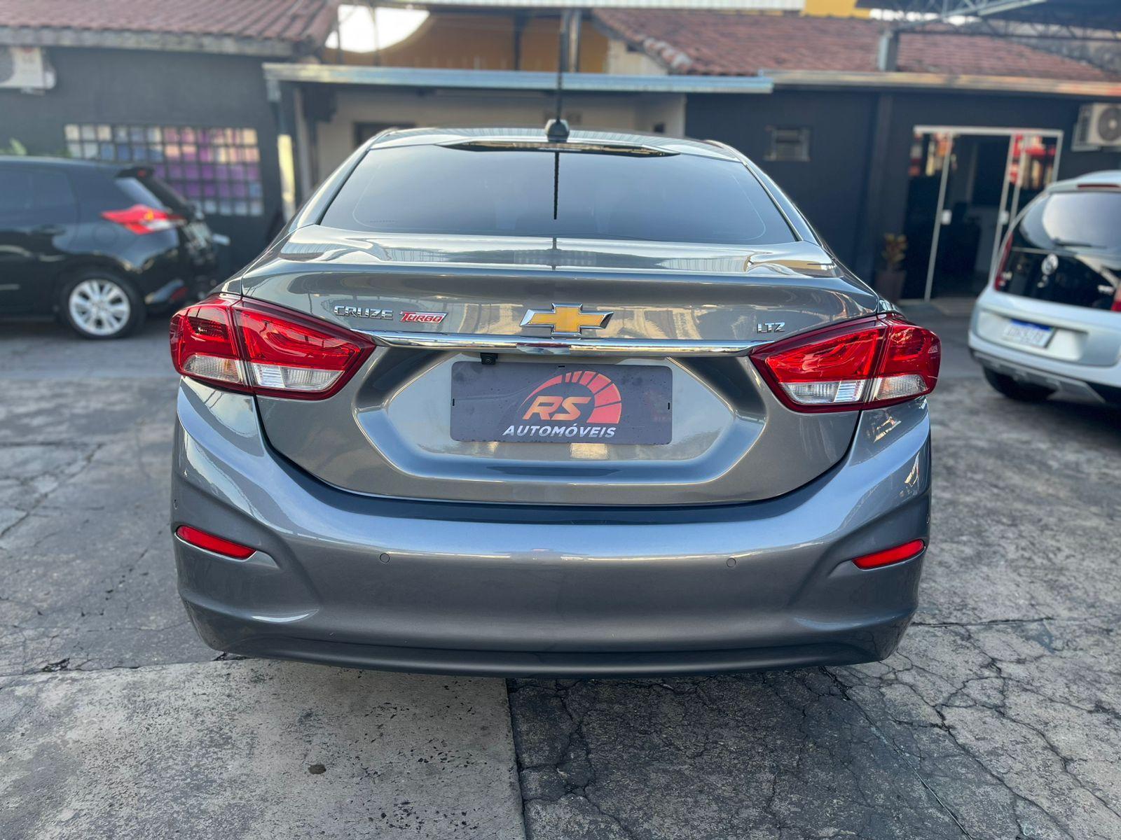 CHEVROLET Cruze Sedan - Foto