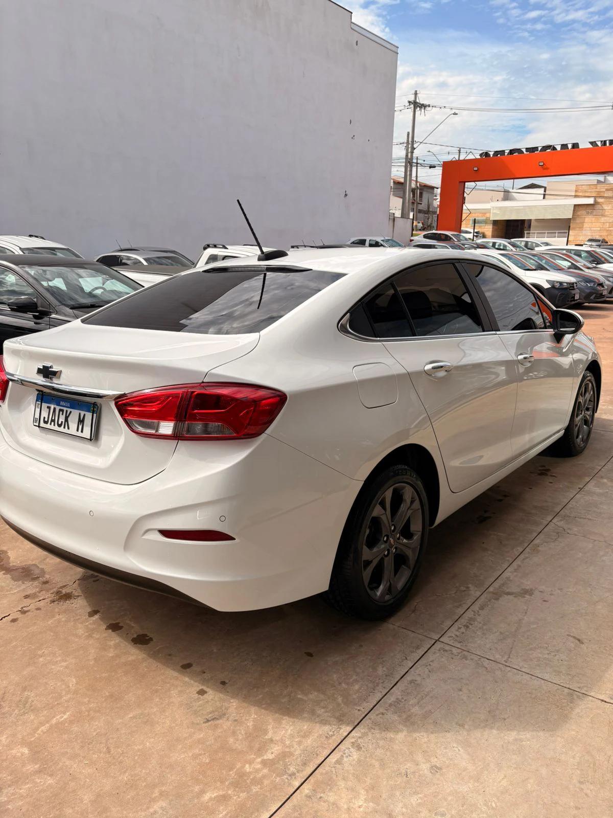 CHEVROLET Cruze Sedan - Foto