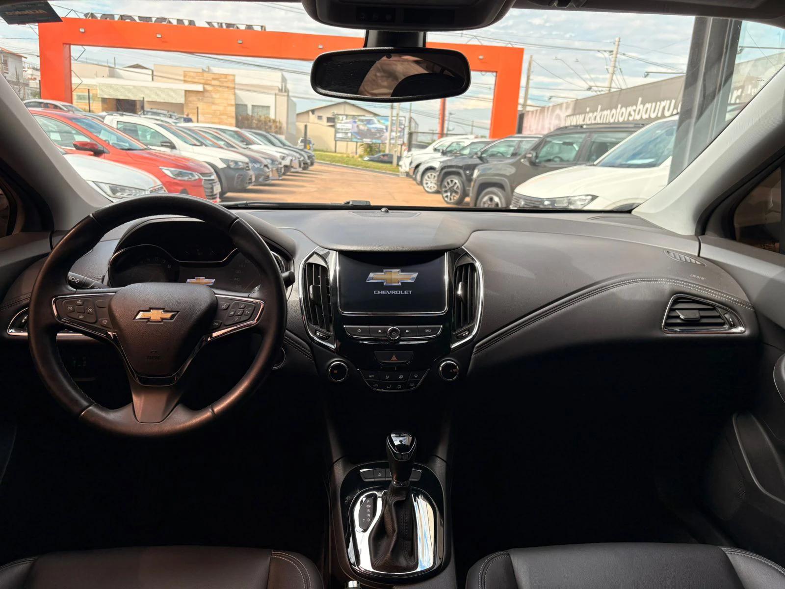 CHEVROLET Cruze Sedan - Foto