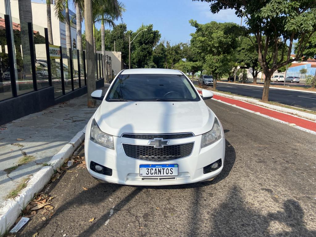 CHEVROLET Cruze Sedan - Foto