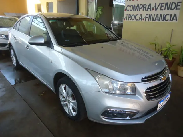 CHEVROLET Cruze Sedan - Foto