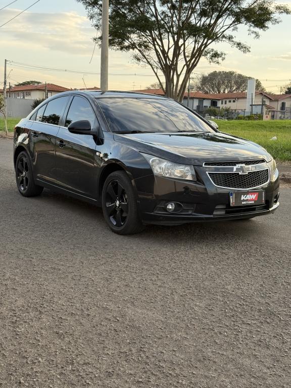 CHEVROLET Cruze Sedan - Foto