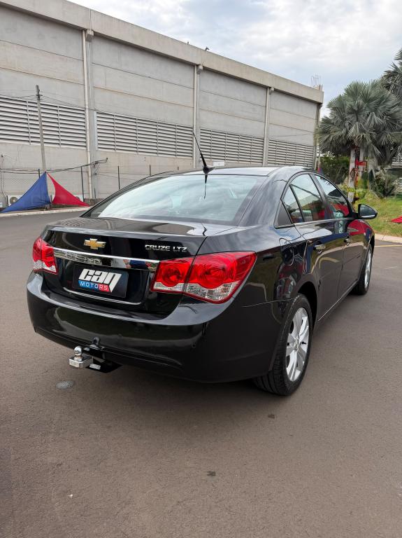 CHEVROLET Cruze Sedan - Foto