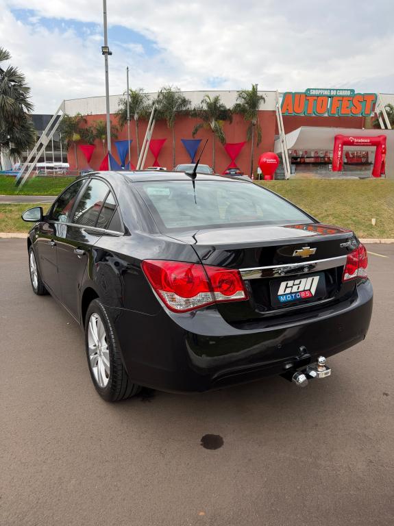 CHEVROLET Cruze Sedan - Foto