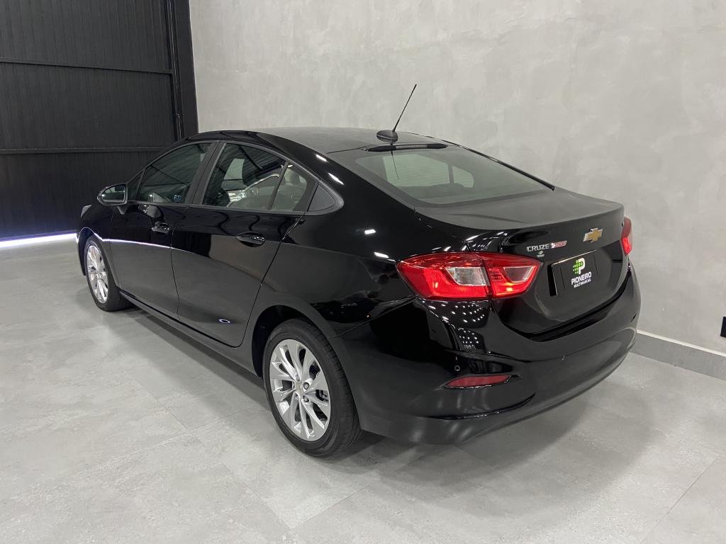 CHEVROLET Cruze Sedan - Foto
