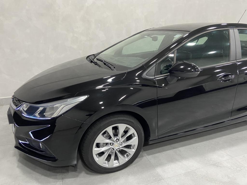 CHEVROLET Cruze Sedan - Foto