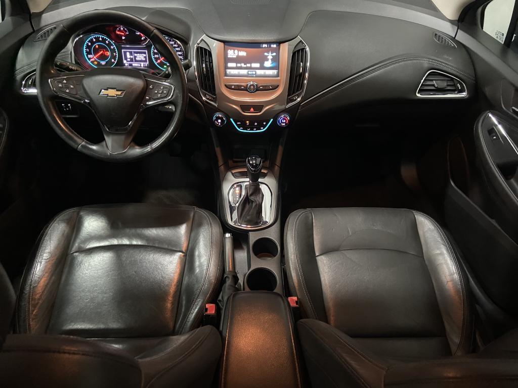 CHEVROLET Cruze Sedan - Foto