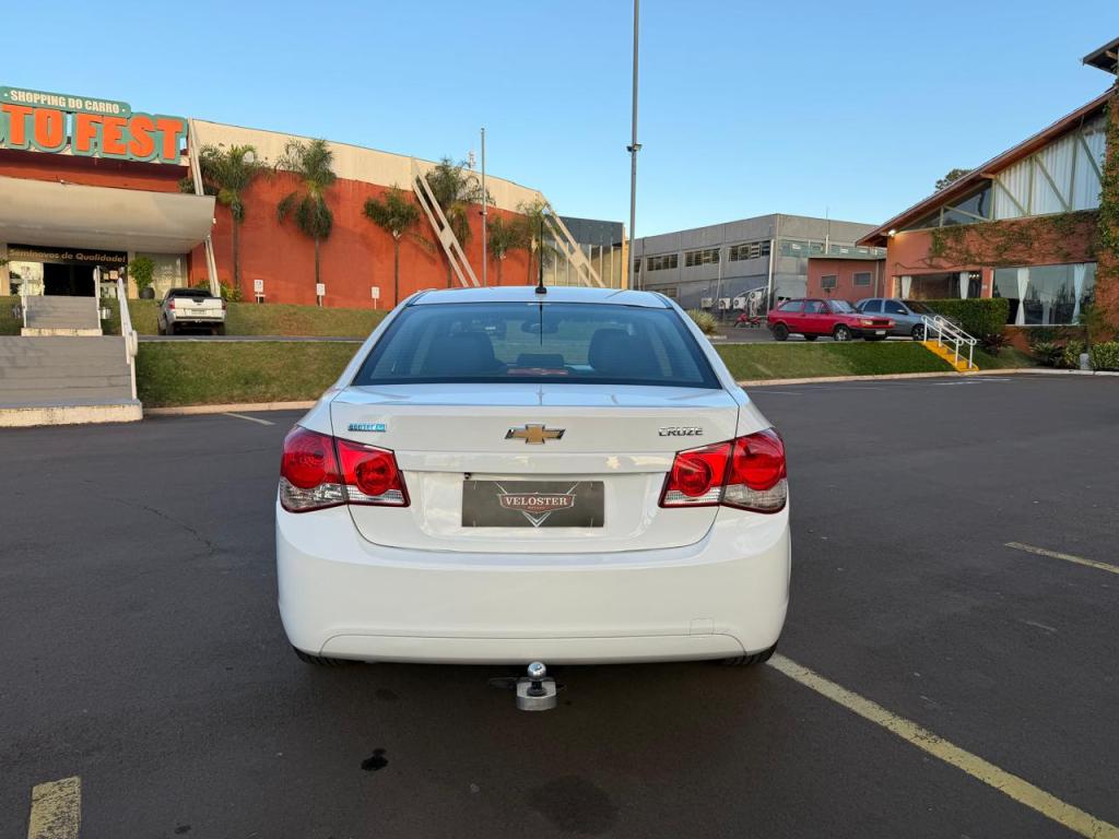 CHEVROLET Cruze Sedan - Foto