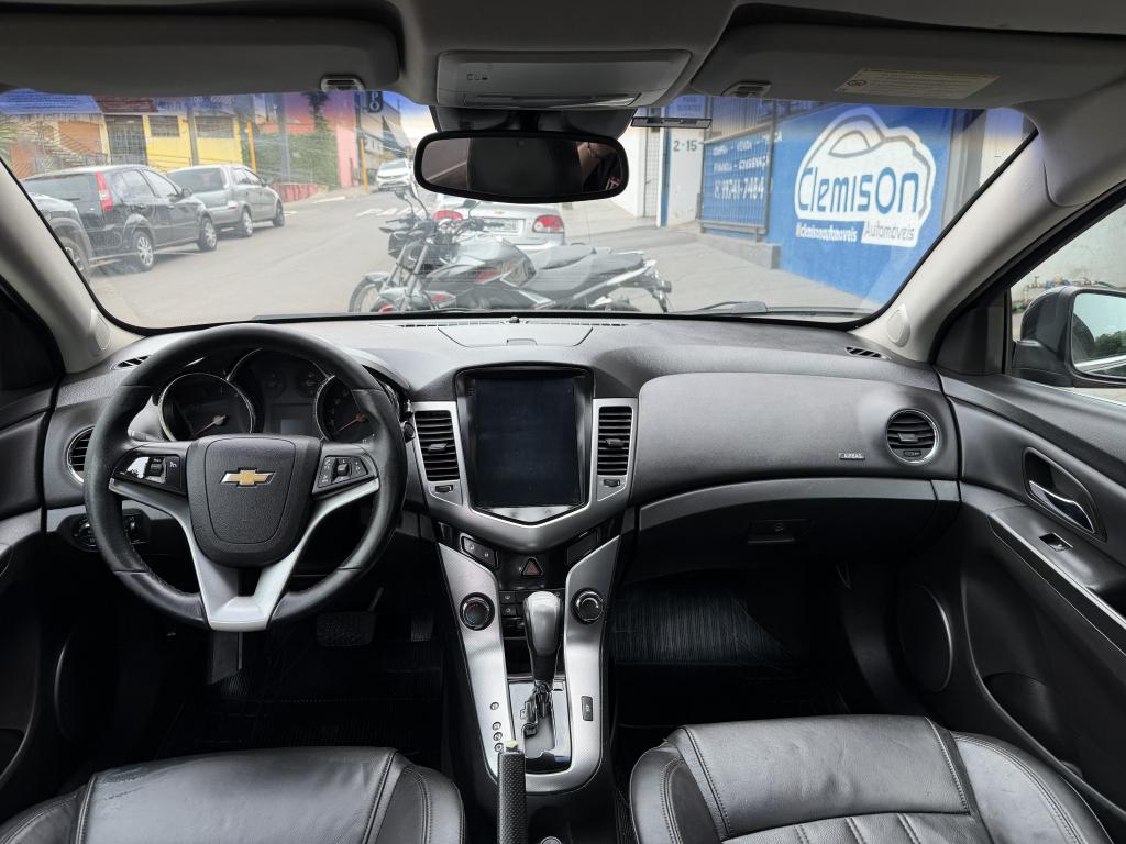 CHEVROLET Cruze Sedan - Foto