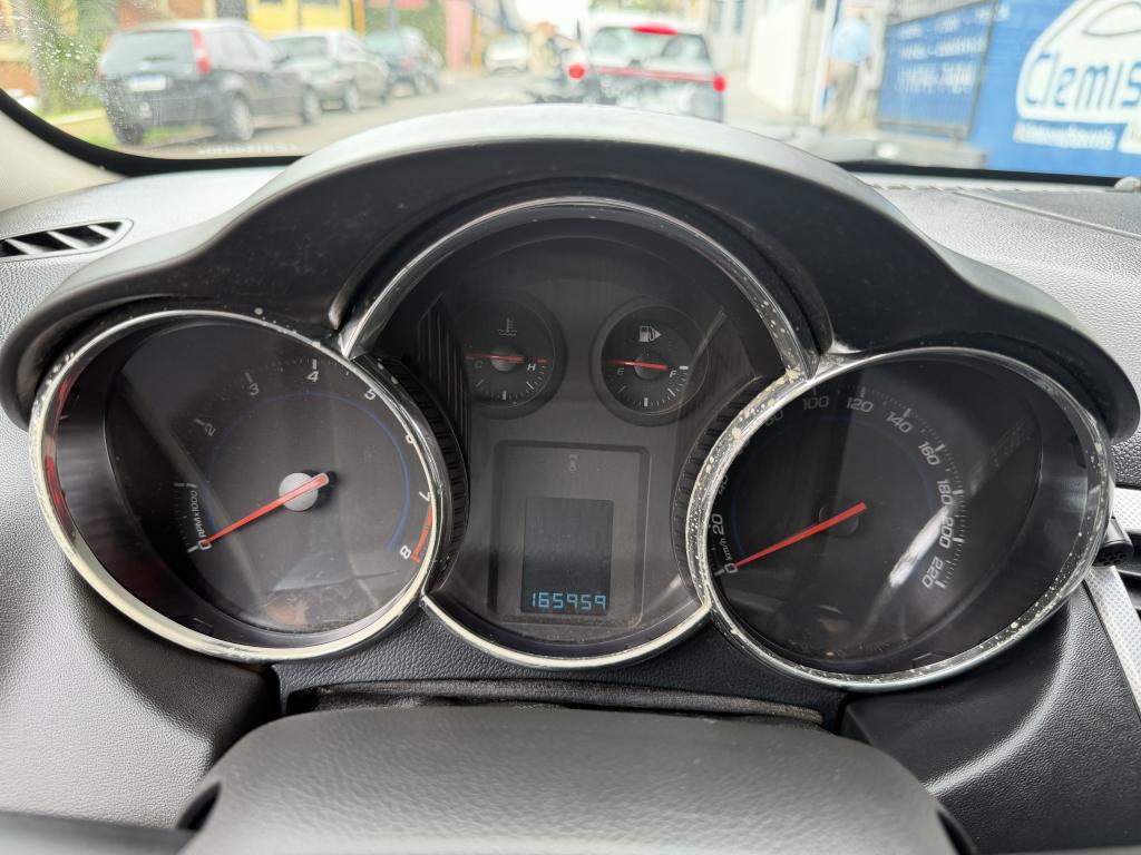 CHEVROLET Cruze Sedan - Foto