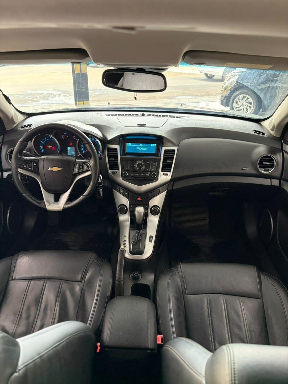 CHEVROLET Cruze Sedan - Foto