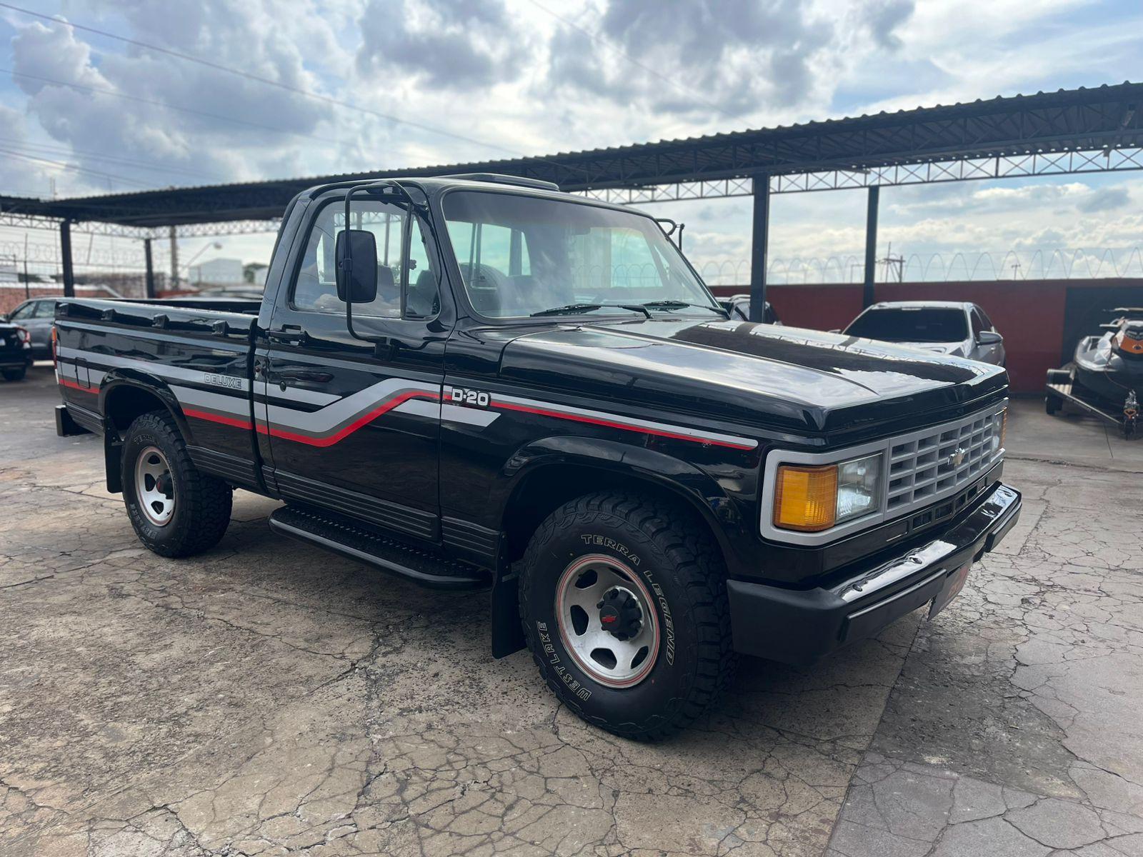 CHEVROLET D20 - Foto