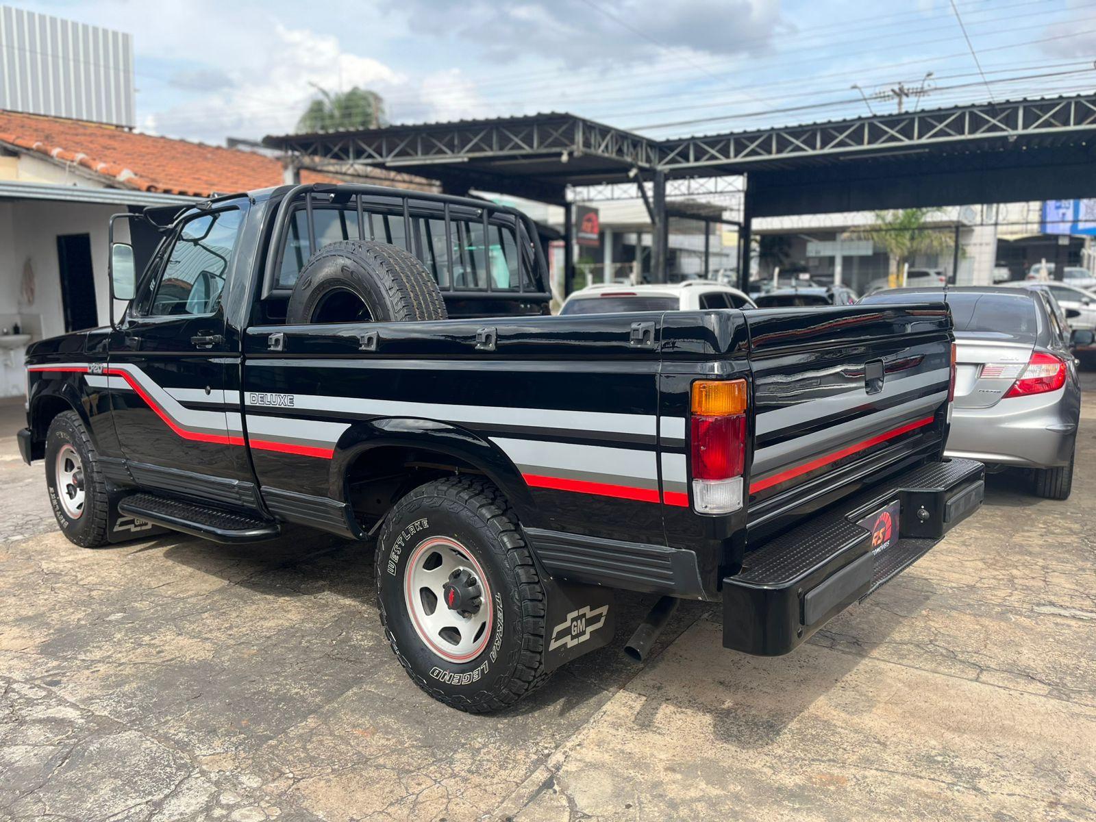 CHEVROLET D20 - Foto
