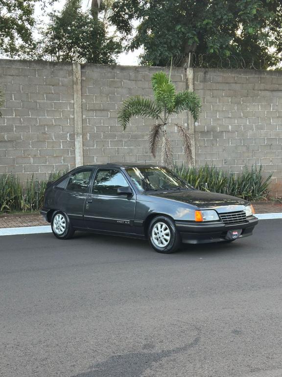 CHEVROLET Kadett - Foto