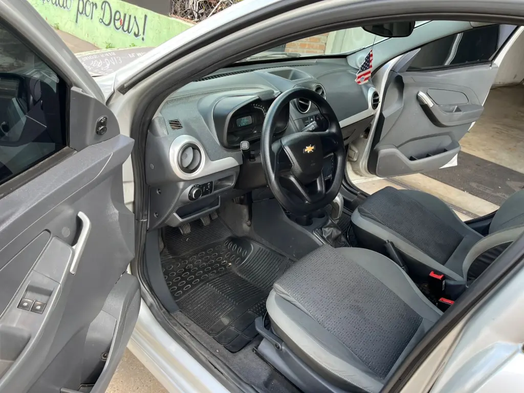 CHEVROLET Montana - Foto