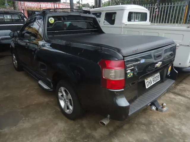 CHEVROLET Montana - Foto