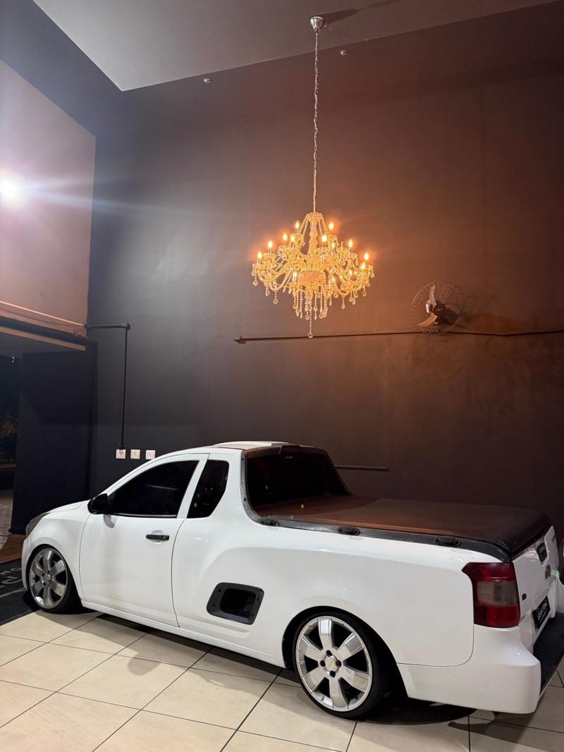 CHEVROLET Montana - Foto