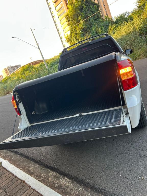 CHEVROLET Montana - Foto
